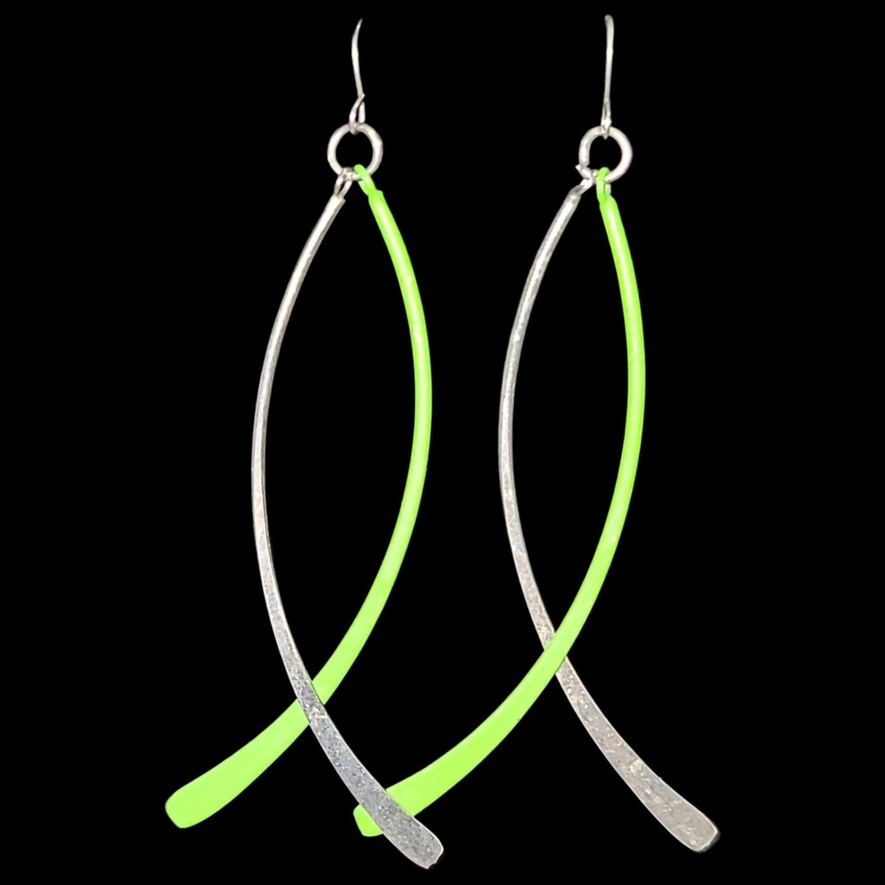 Vintage 90s Long Green & Silver Tone Dangle Earrings 3.5"
